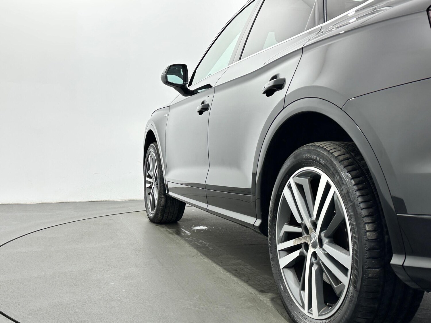 Used Audi Q5 2017 for sale - 77825103: Photo 53