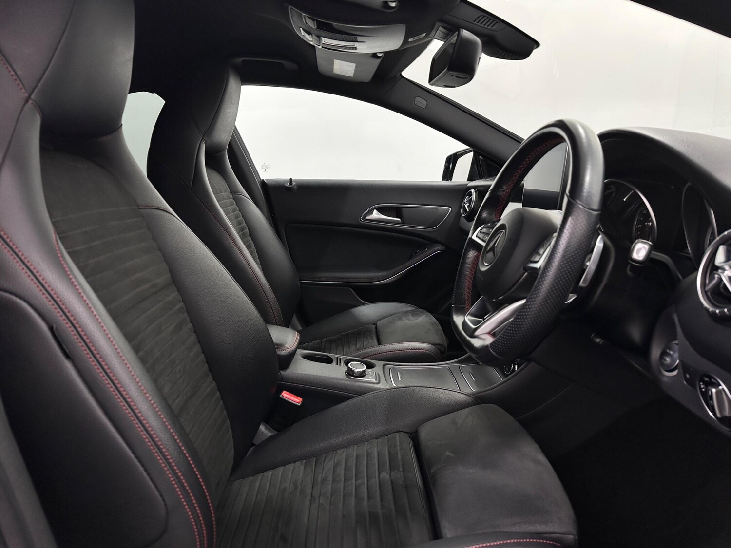 Used Mercedes-Benz CLA for sale - 77722763: Photo 31