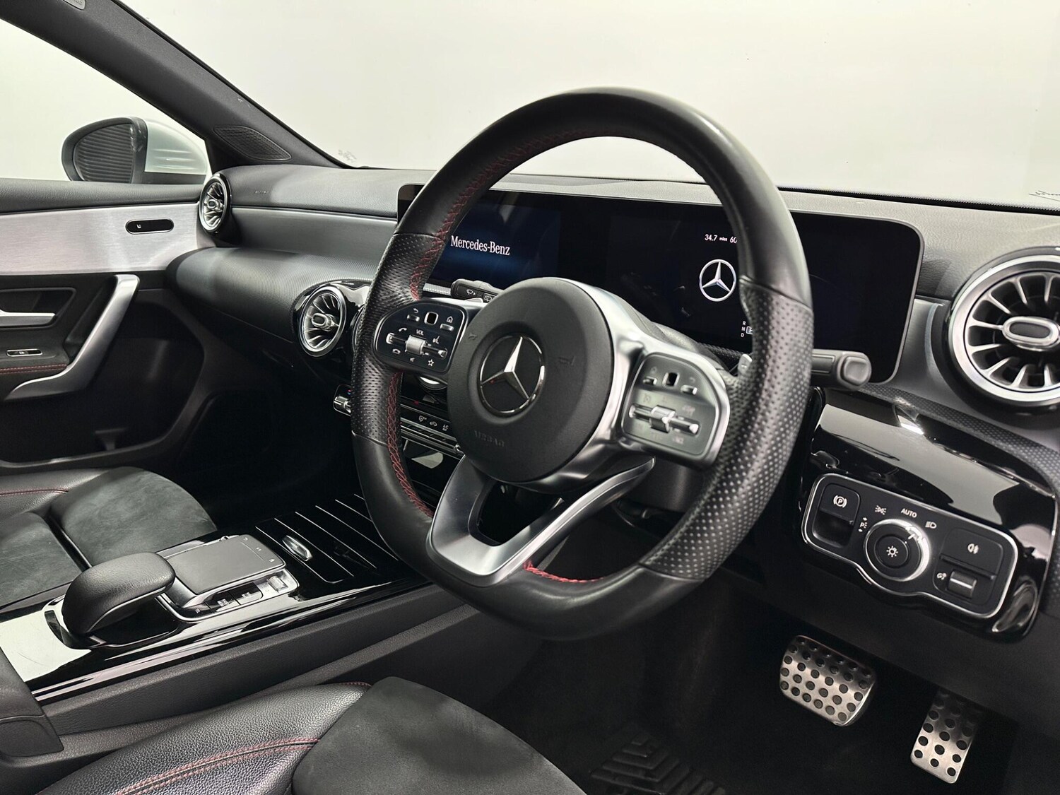 Used Mercedes-Benz A-Class 2019 for sale - 77908475: Photo 10