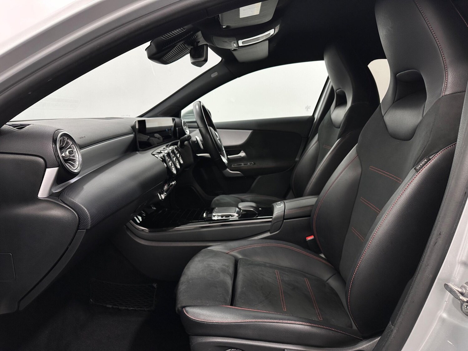 Used Mercedes-Benz A-Class 2019 for sale - 77908475: Photo 35