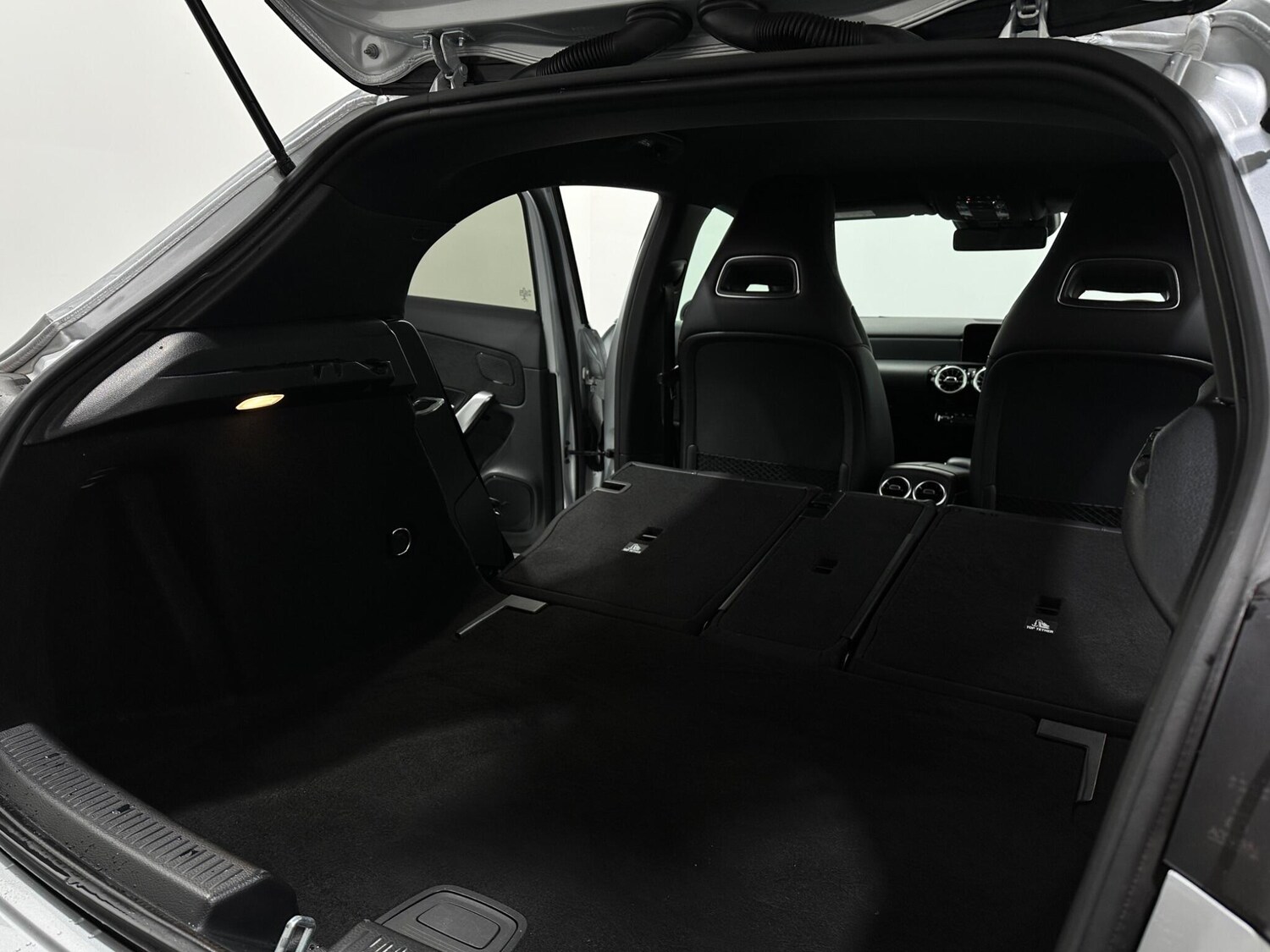 Used Mercedes-Benz A-Class 2019 for sale - 77908475: Photo 46