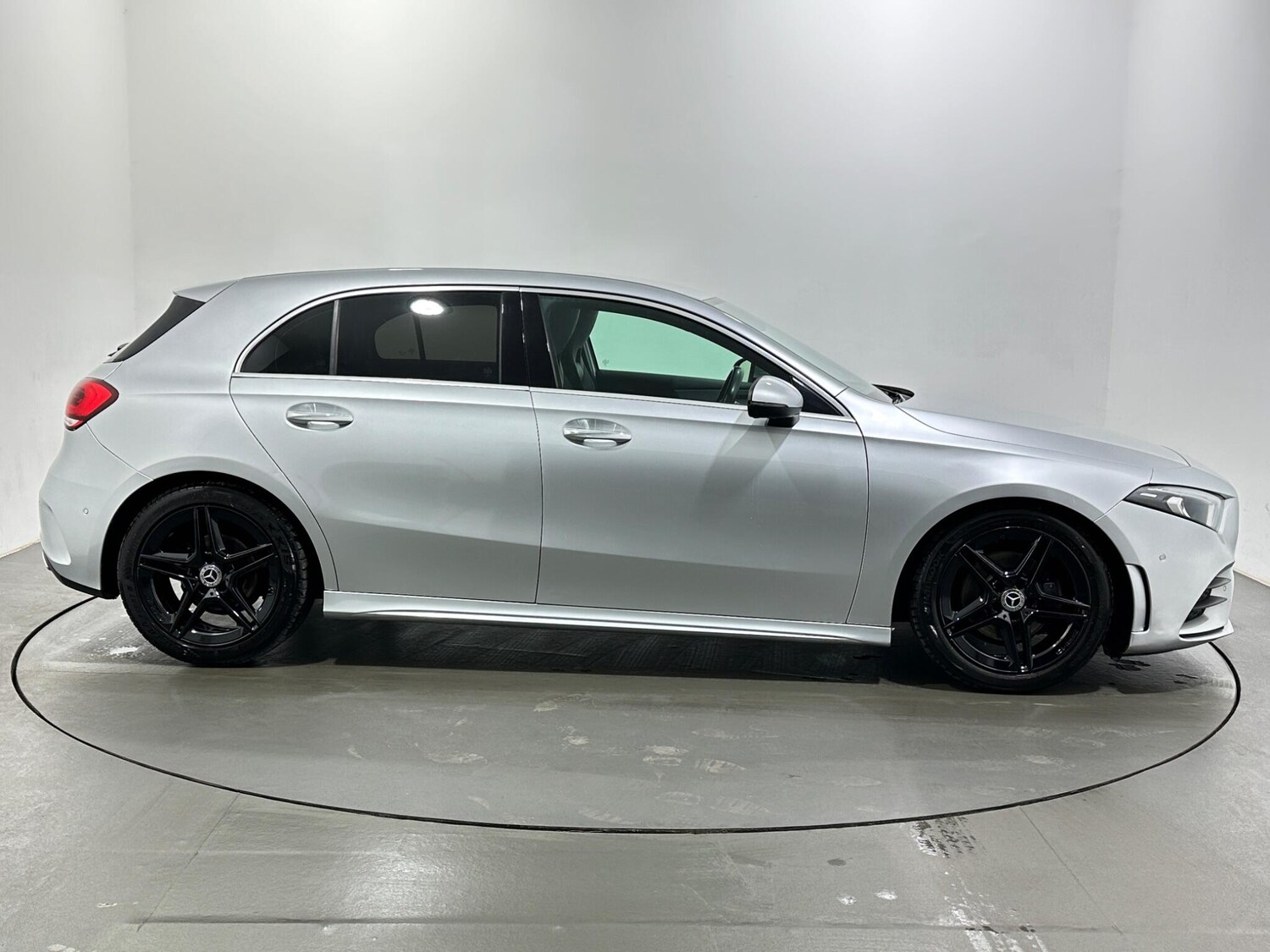 Used Mercedes-Benz A-Class 2019 for sale - 77908475: Photo 9