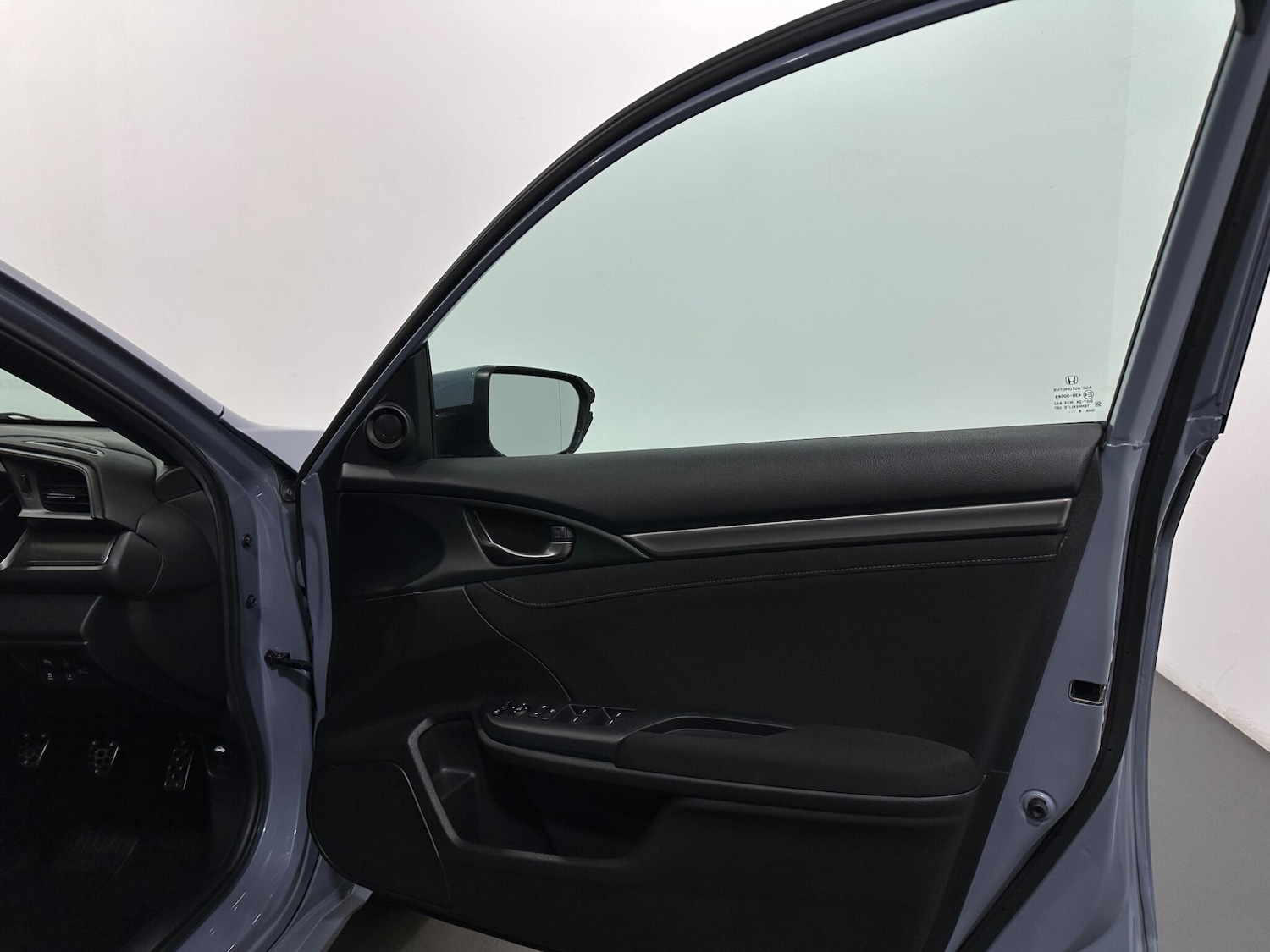 Used Honda Civic 2019 for sale - 77155442: Photo 31