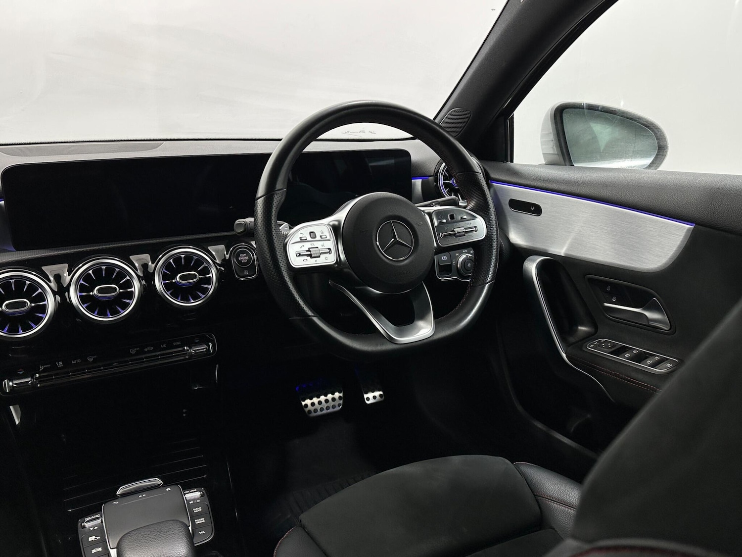 Used Mercedes-Benz A-Class 2020 for sale - 76965309: Photo 11