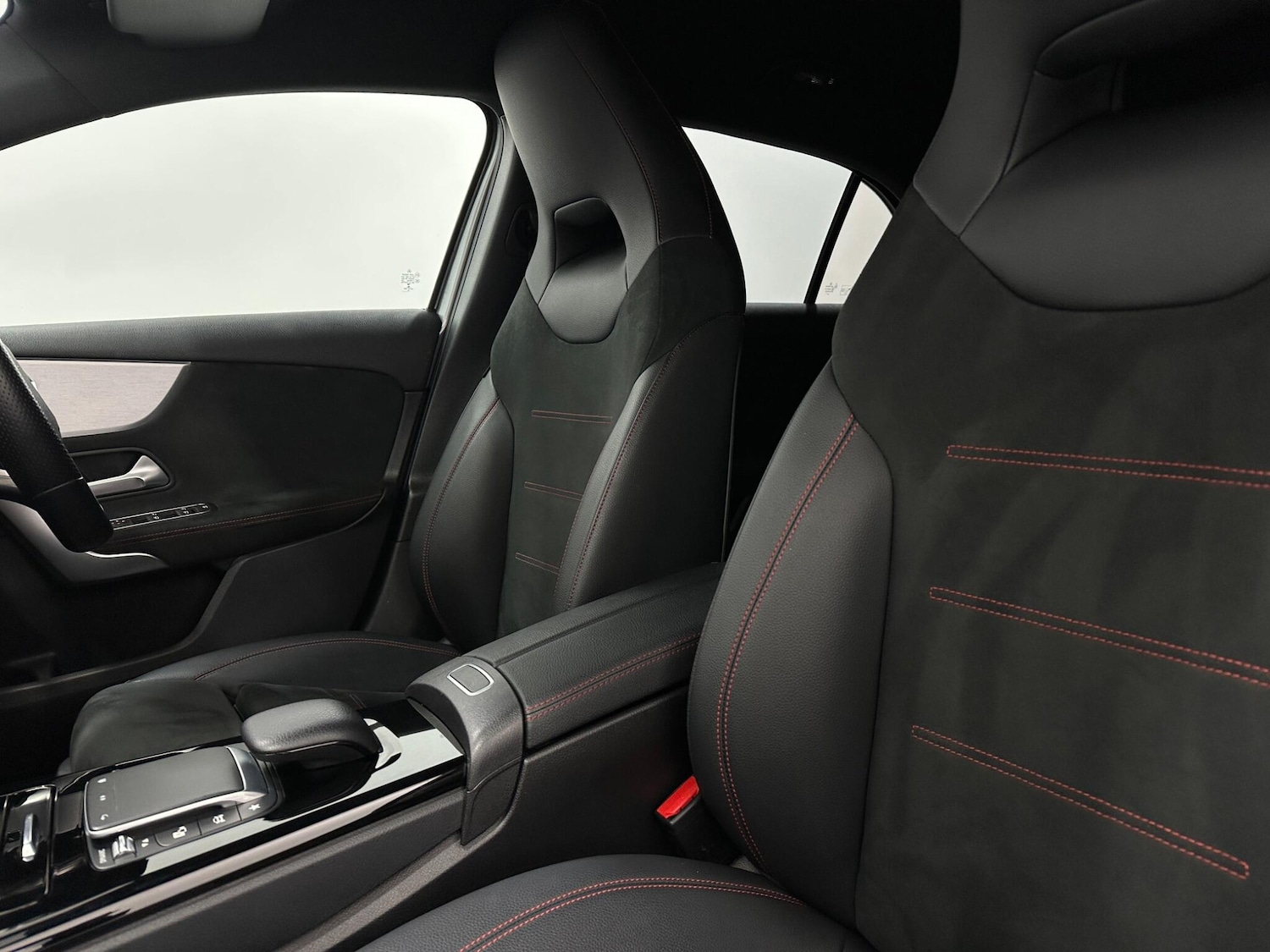 Used Mercedes-Benz A-Class 2020 for sale - 76965309: Photo 35