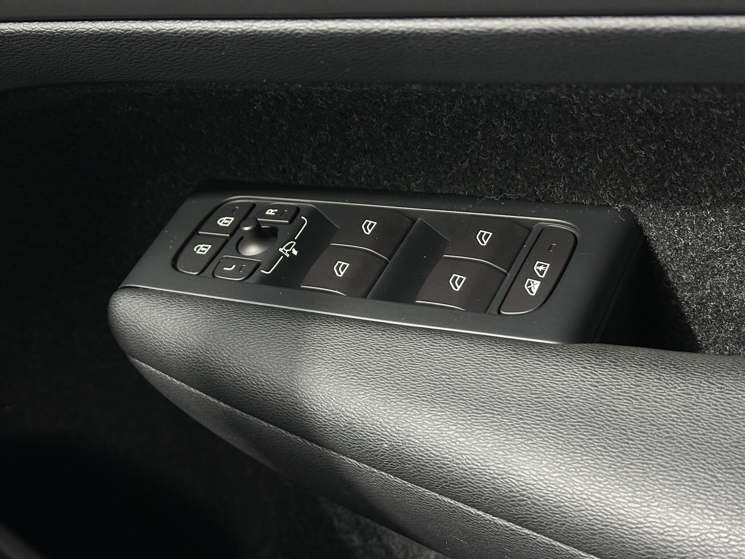 Used Volvo XC40 2019 for sale - 76878521: Photo 18