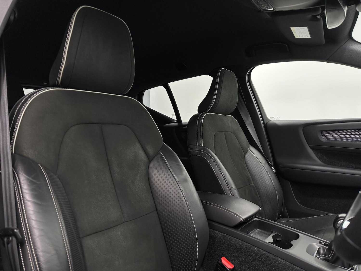 Used Volvo XC40 2019 for sale - 76878521: Photo 30