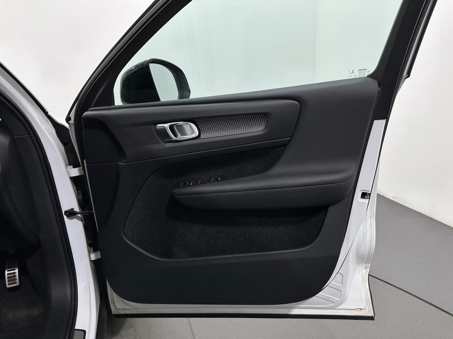 Used Volvo XC40 2019 for sale - 76878521: Photo 31