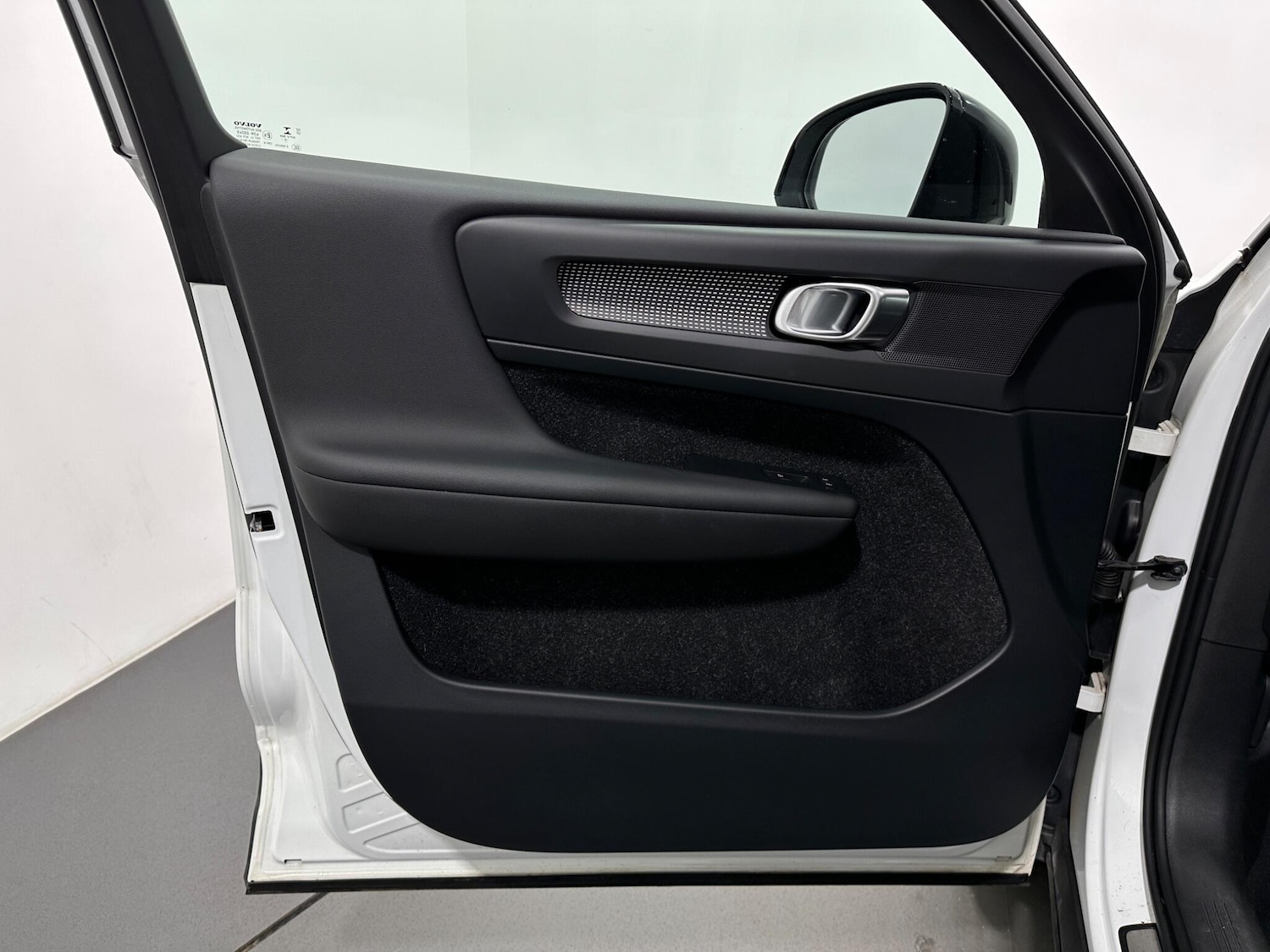 Used Volvo XC40 2019 for sale - 76878521: Photo 34