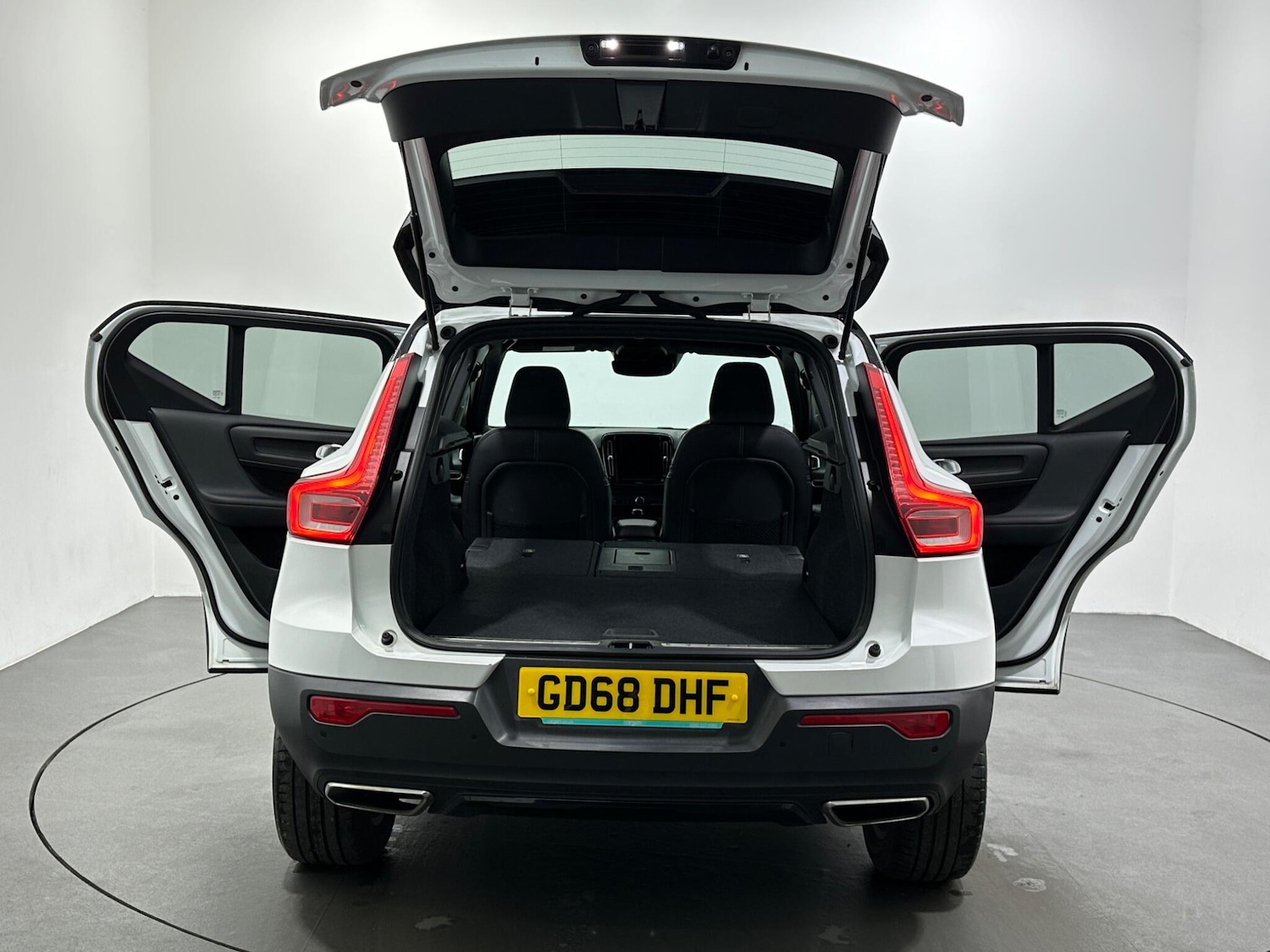 Used Volvo XC40 2019 for sale - 76878521: Photo 42