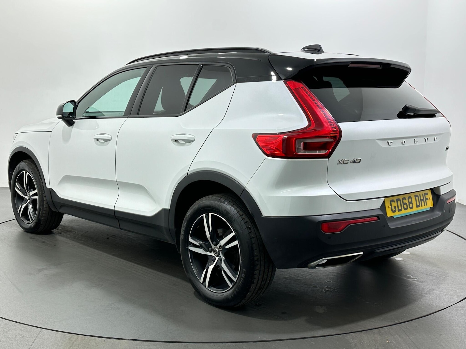 Used Volvo XC40 2019 for sale - 76878521: Photo 6