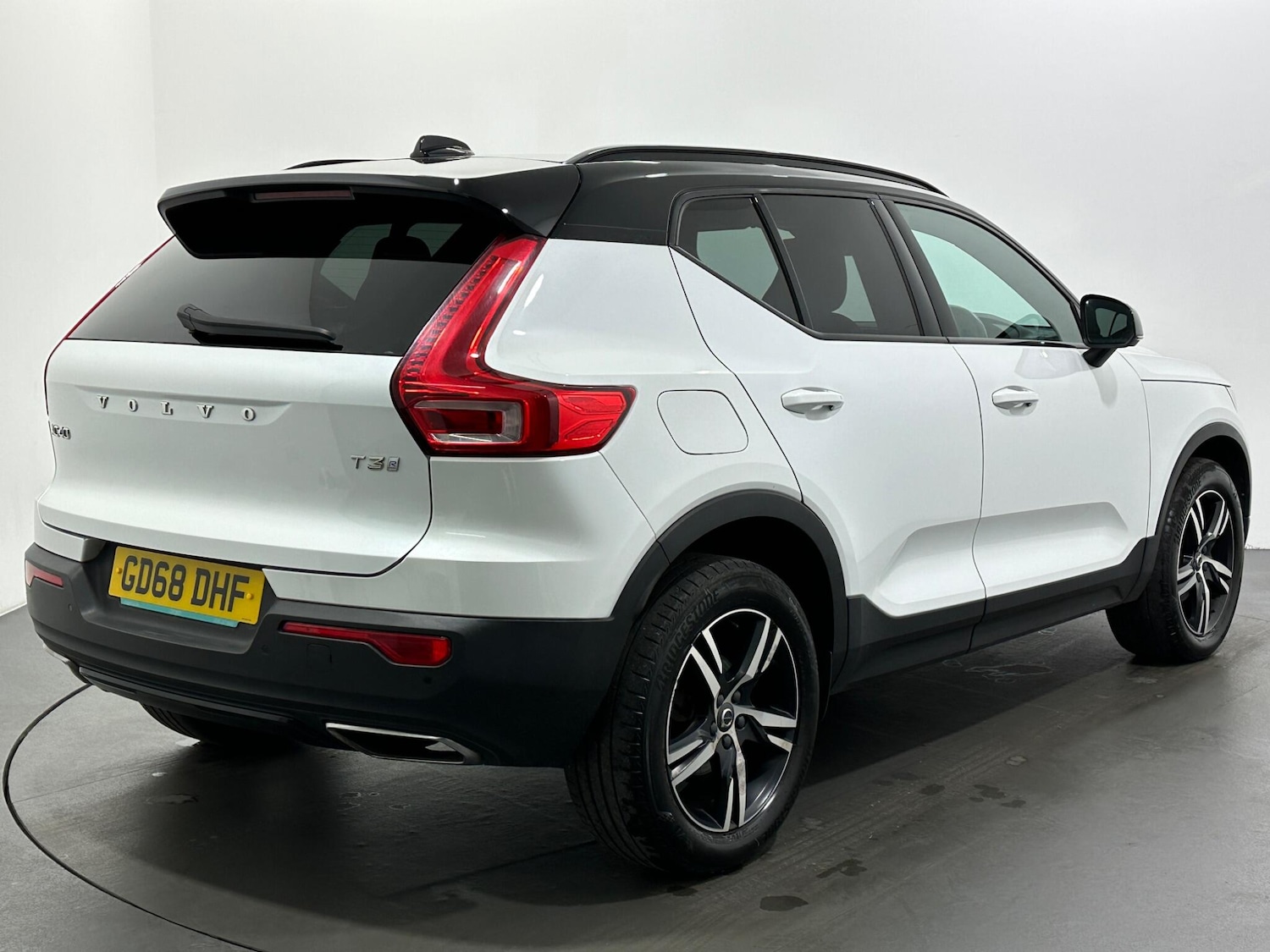Used Volvo XC40 2019 for sale - 76878521: Photo 8