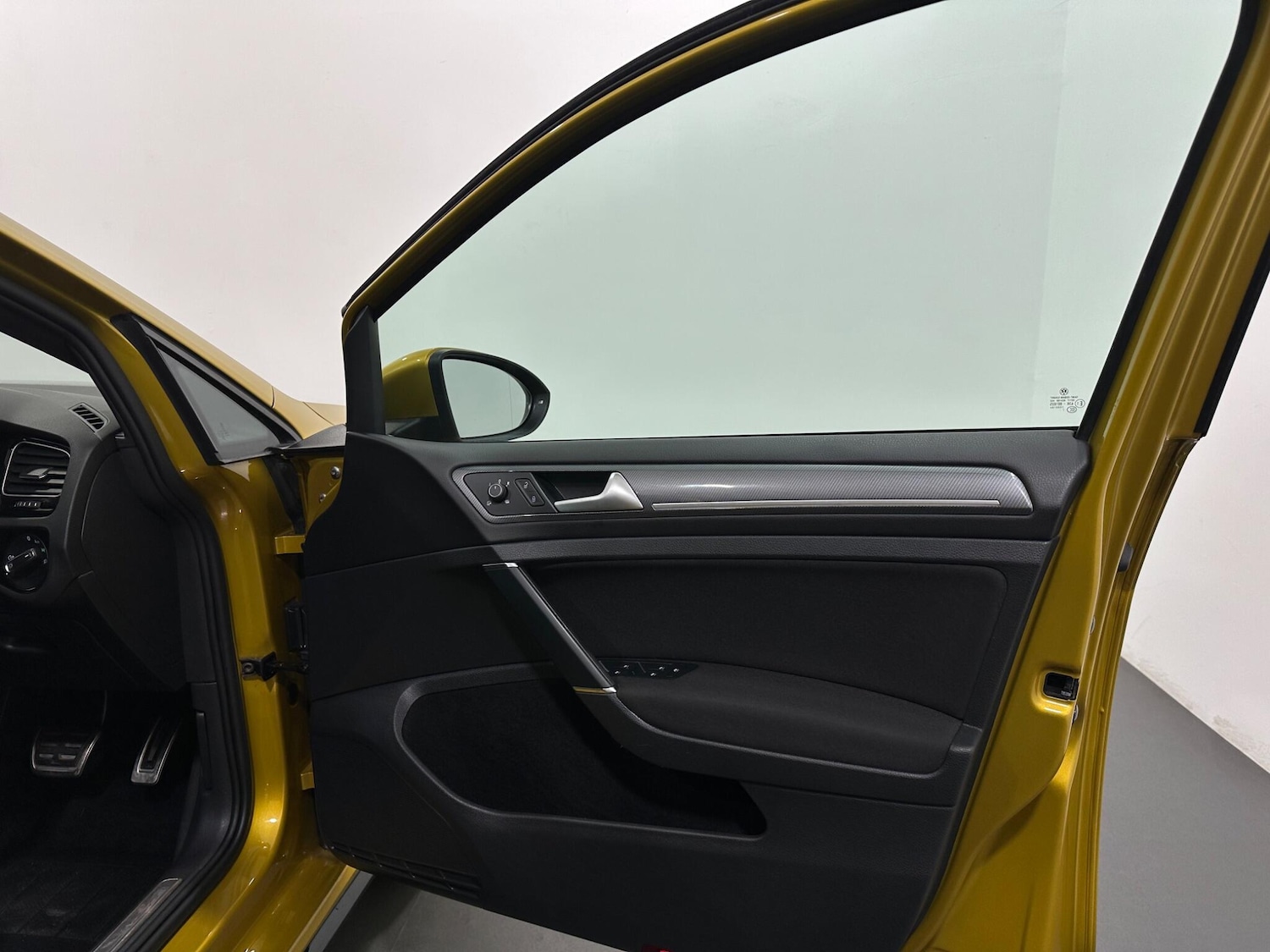 Used Volkswagen Golf 2018 for sale - 76878978: Photo 32