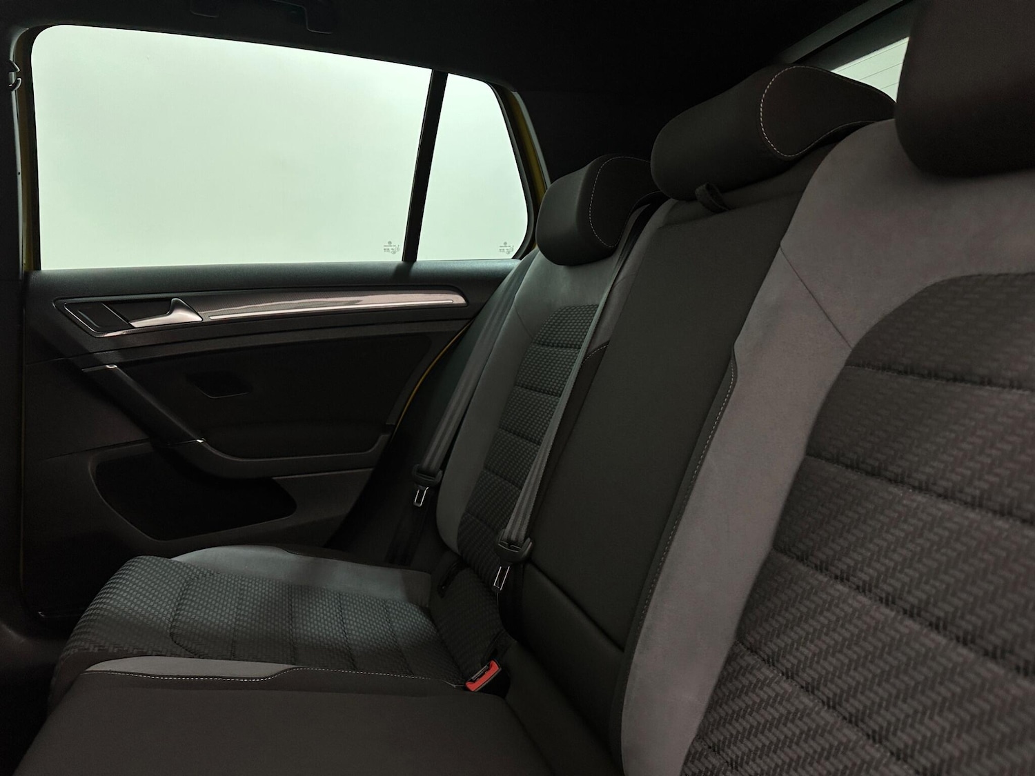 Used Volkswagen Golf 2018 for sale - 76878978: Photo 38