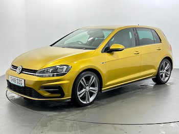Used Volkswagen Golf 2018 for sale - 76878978: Photo