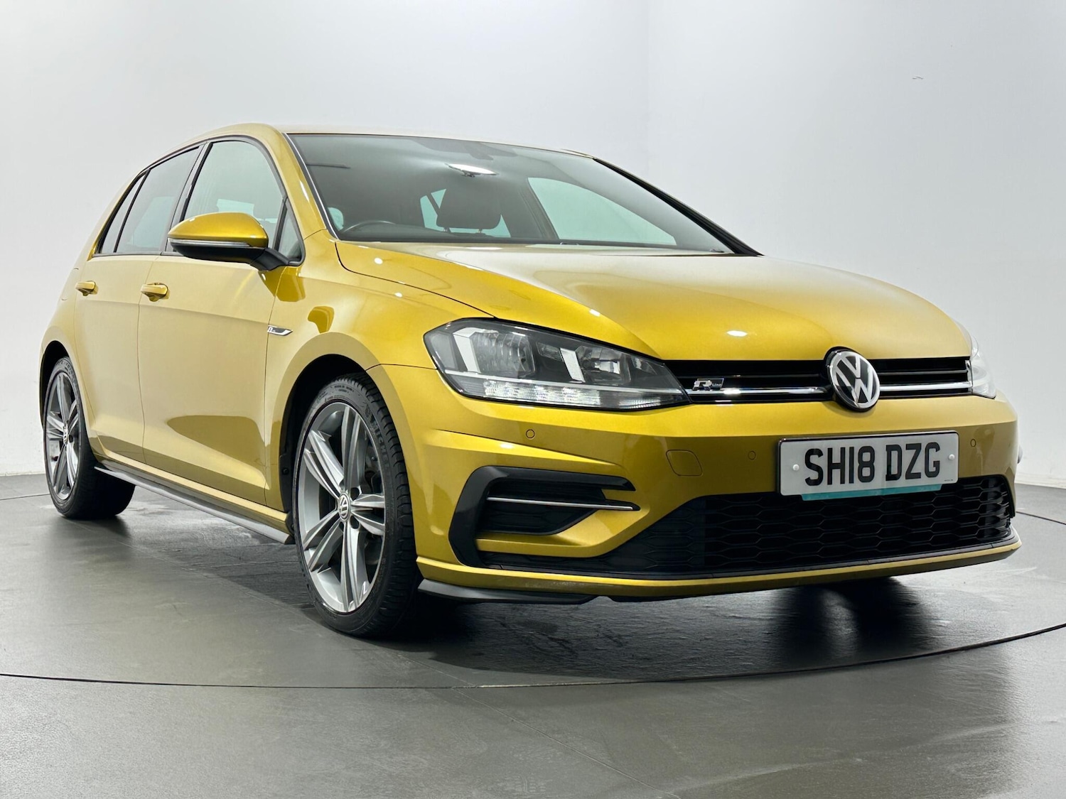 Used Volkswagen Golf 2018 for sale - 76878978: Photo 53