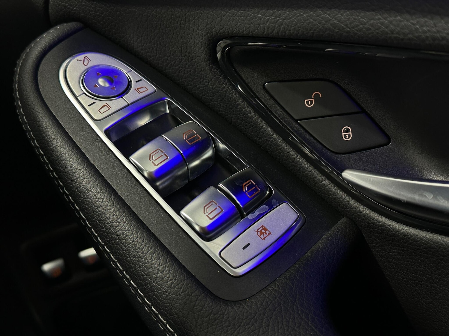 Used Mercedes-Benz C Class 2021 for sale - 76878987: Photo 19