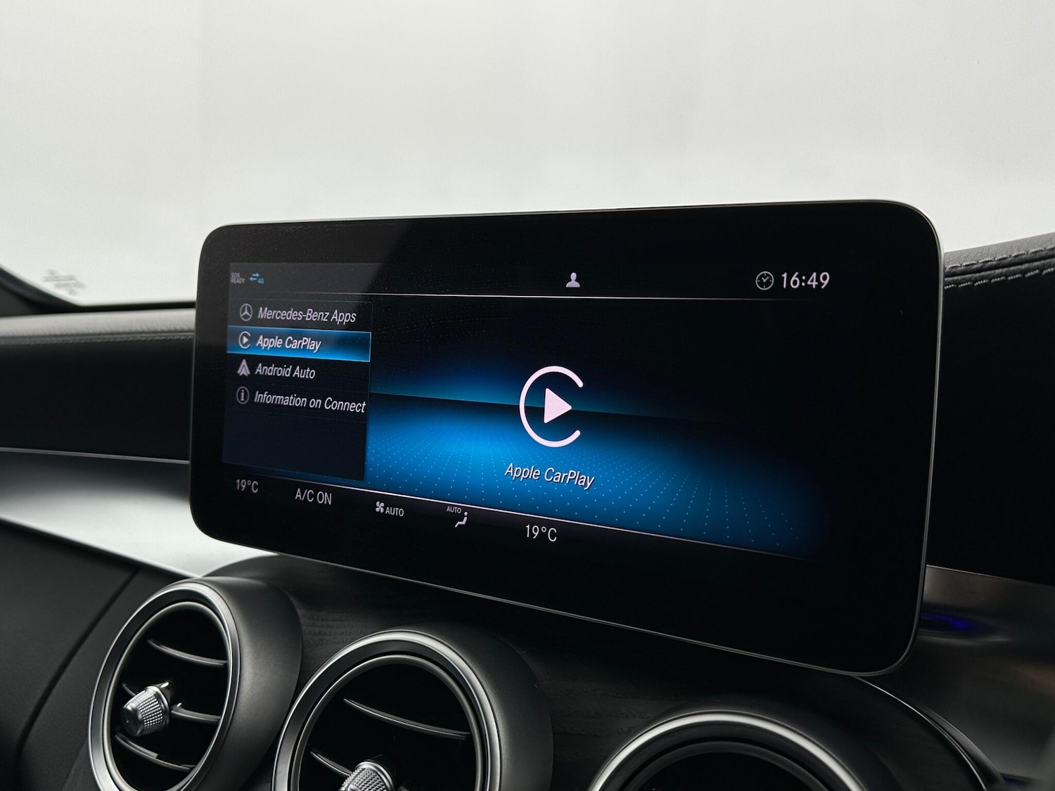 Used Mercedes-Benz C Class 2021 for sale - 76878987: Photo 25