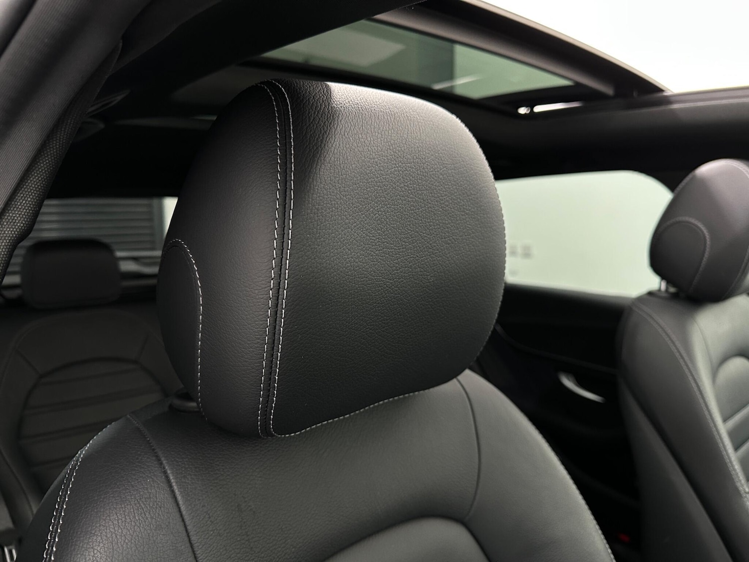 Used Mercedes-Benz C Class 2021 for sale - 76878987: Photo 33