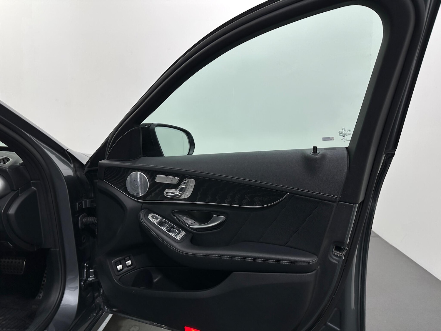 Used Mercedes-Benz C Class 2021 for sale - 76878987: Photo 34