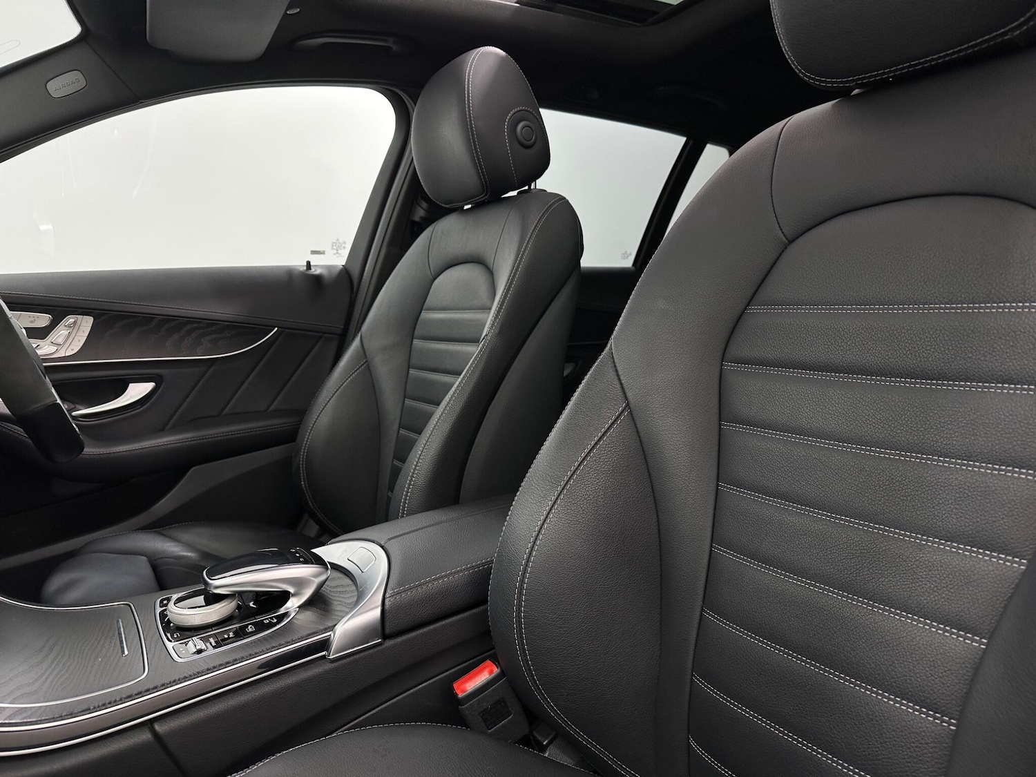 Used Mercedes-Benz C Class 2021 for sale - 76878987: Photo 36