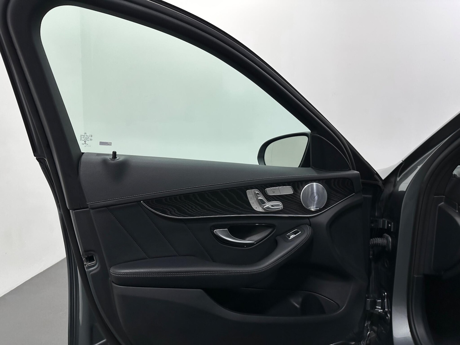 Used Mercedes-Benz C Class 2021 for sale - 76878987: Photo 38