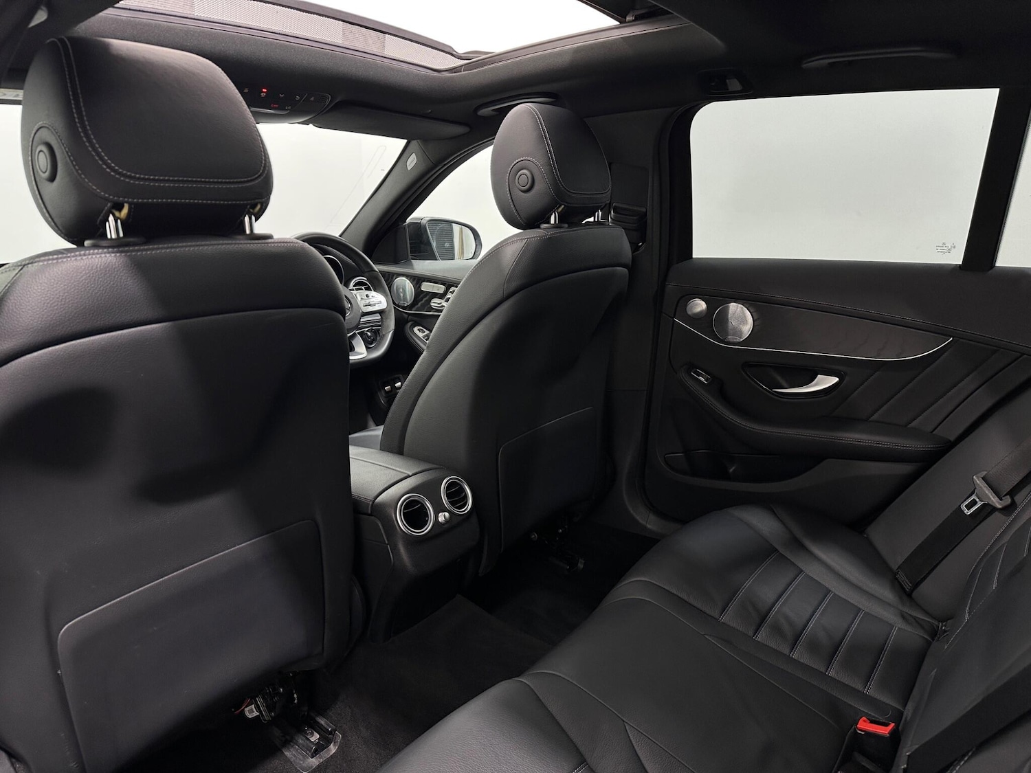 Used Mercedes-Benz C Class 2021 for sale - 76878987: Photo 39