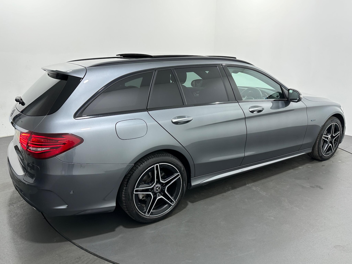 Used Mercedes-Benz C Class 2021 for sale - 76878987: Photo 54