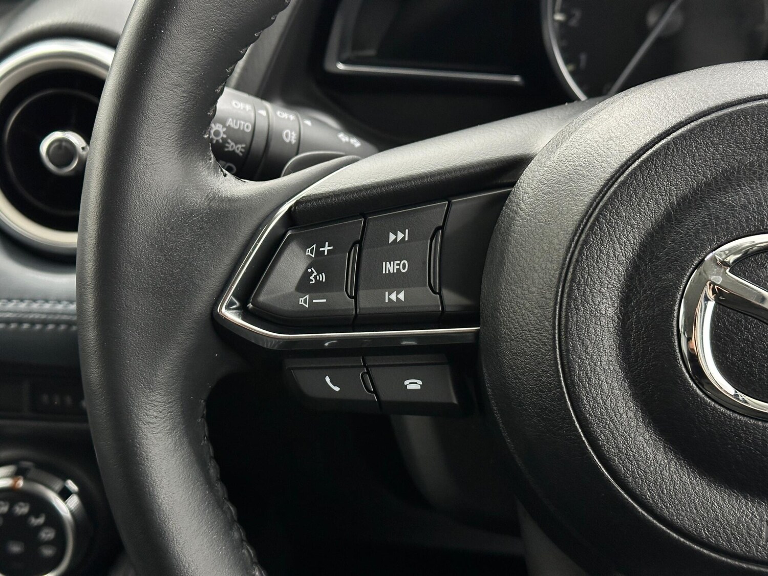 Used Mazda Mazda2 for sale - 77704621: Photo 15