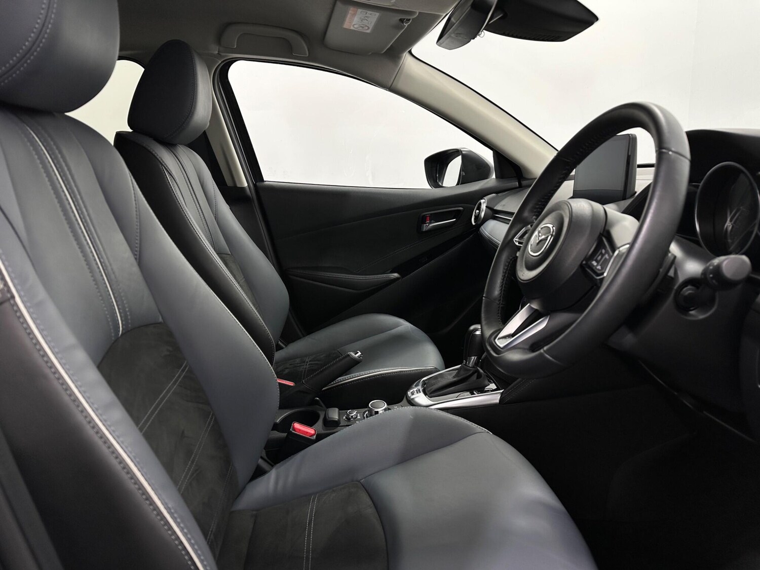 Used Mazda Mazda2 for sale - 77704621: Photo 32