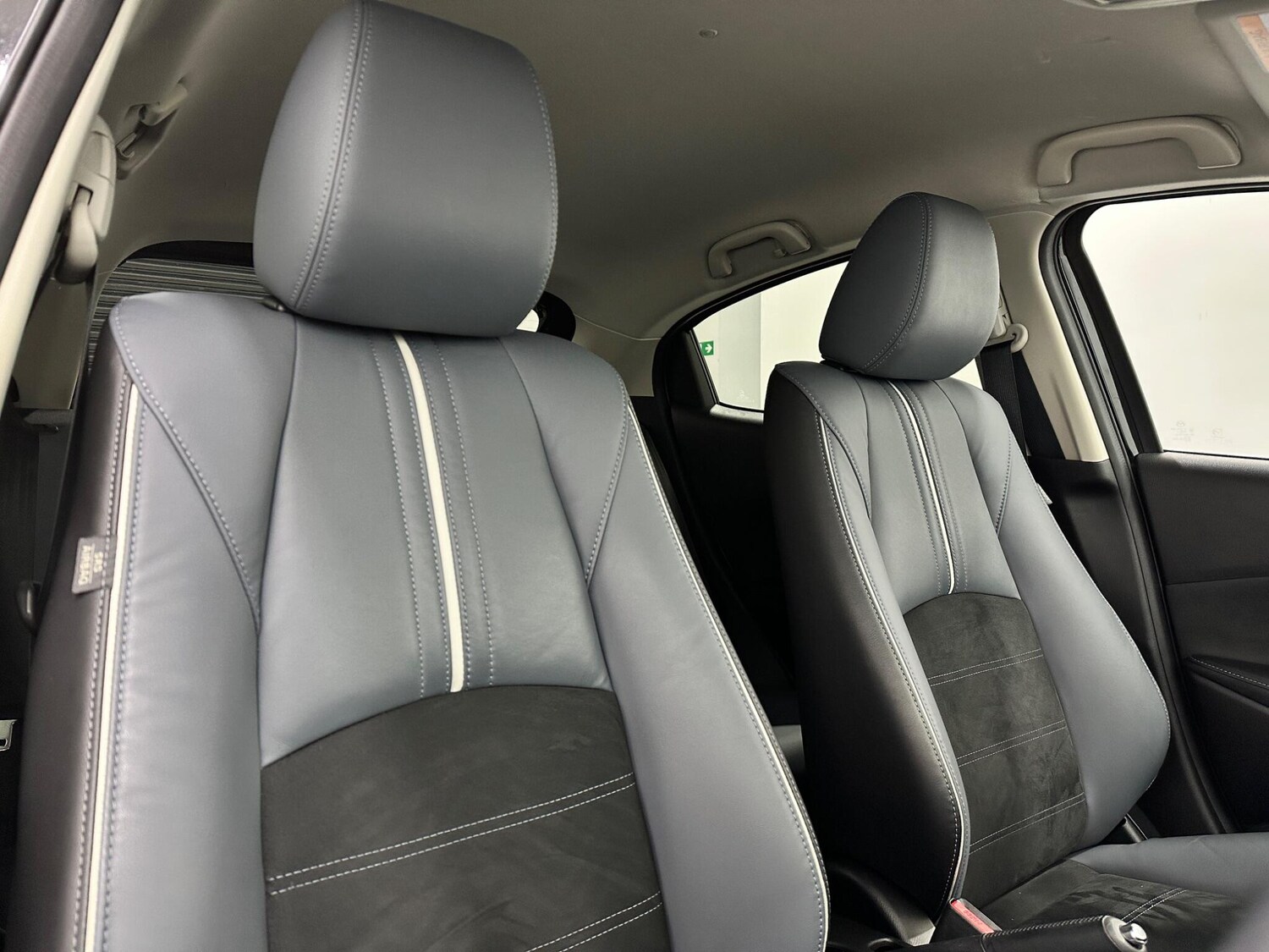 Used Mazda Mazda2 for sale - 77704621: Photo 33