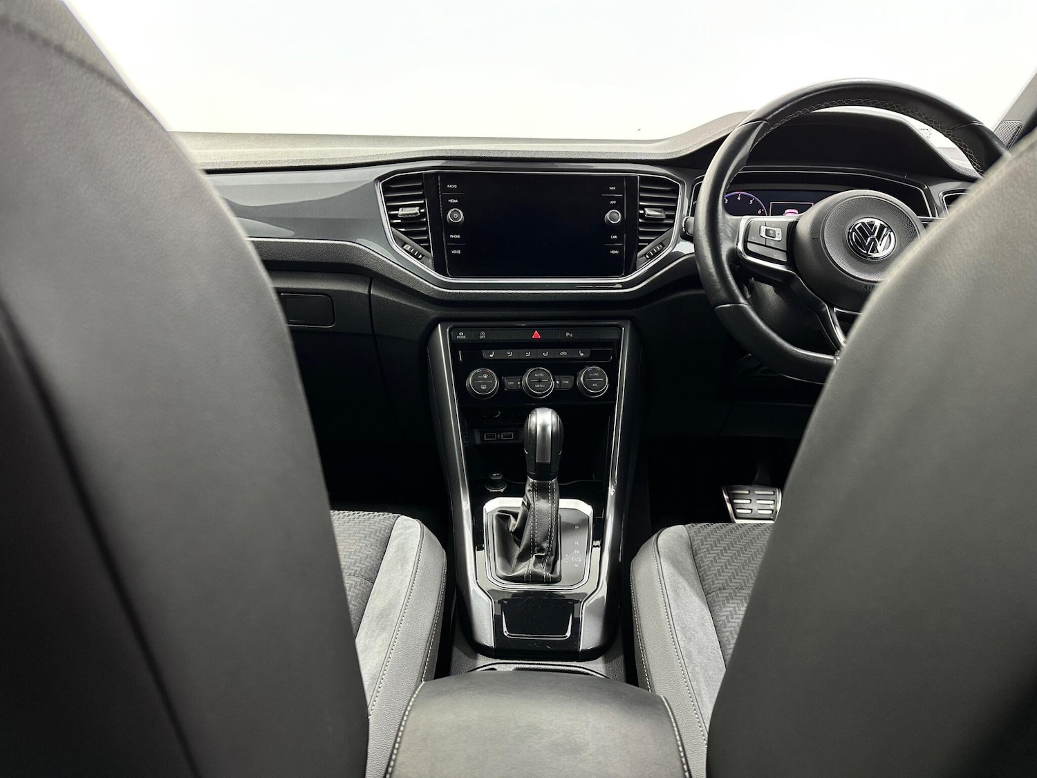 Used Volkswagen T-Roc 2020 for sale - 77646869: Photo 19