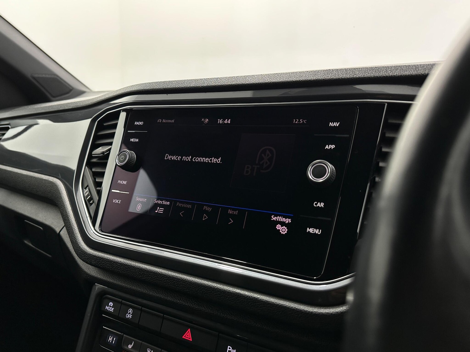 Used Volkswagen T-Roc 2020 for sale - 77646869: Photo 25