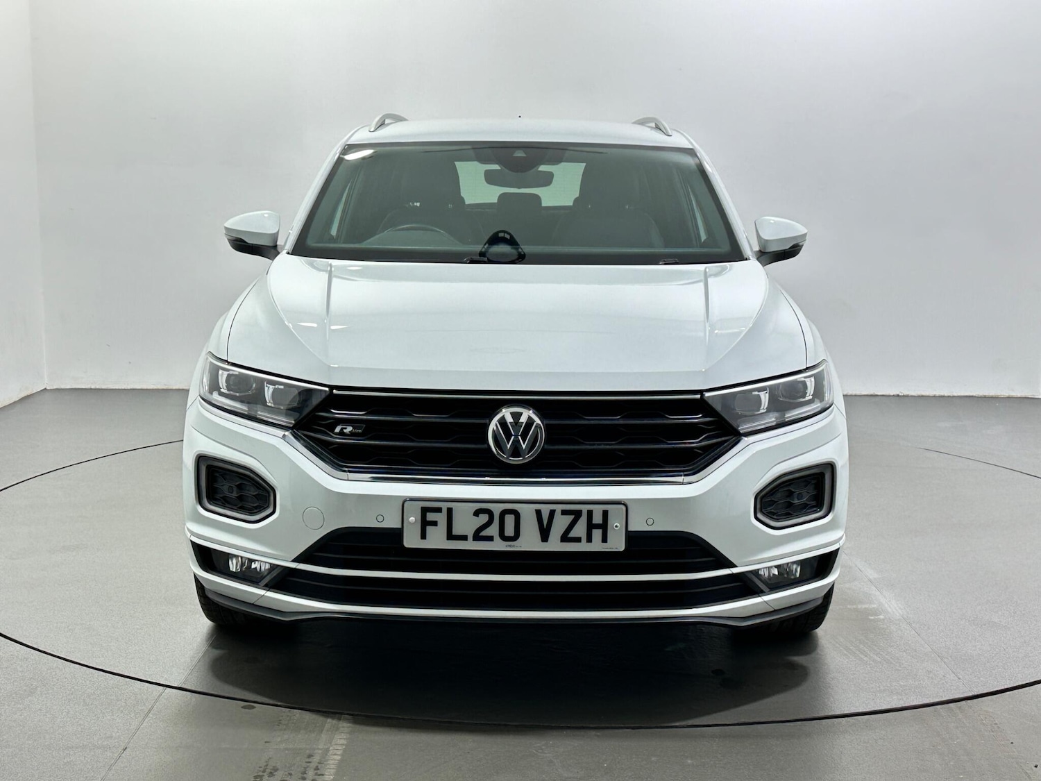 Used Volkswagen T-Roc 2020 for sale - 77646869: Photo 3