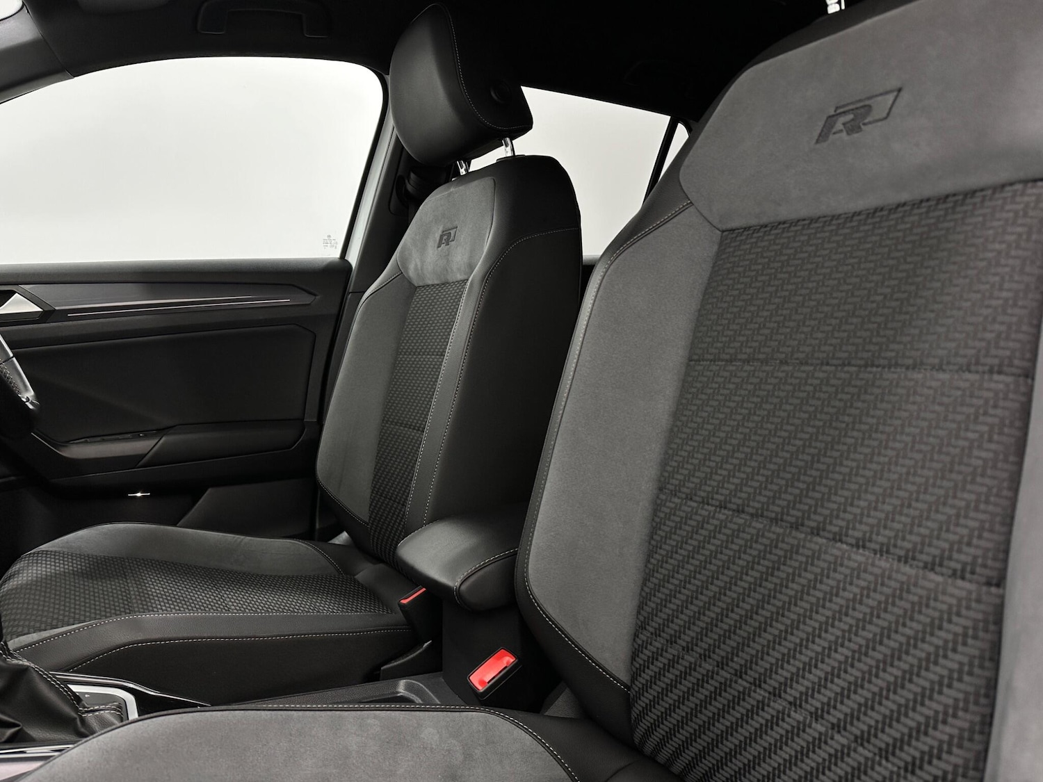 Used Volkswagen T-Roc 2020 for sale - 77646869: Photo 36