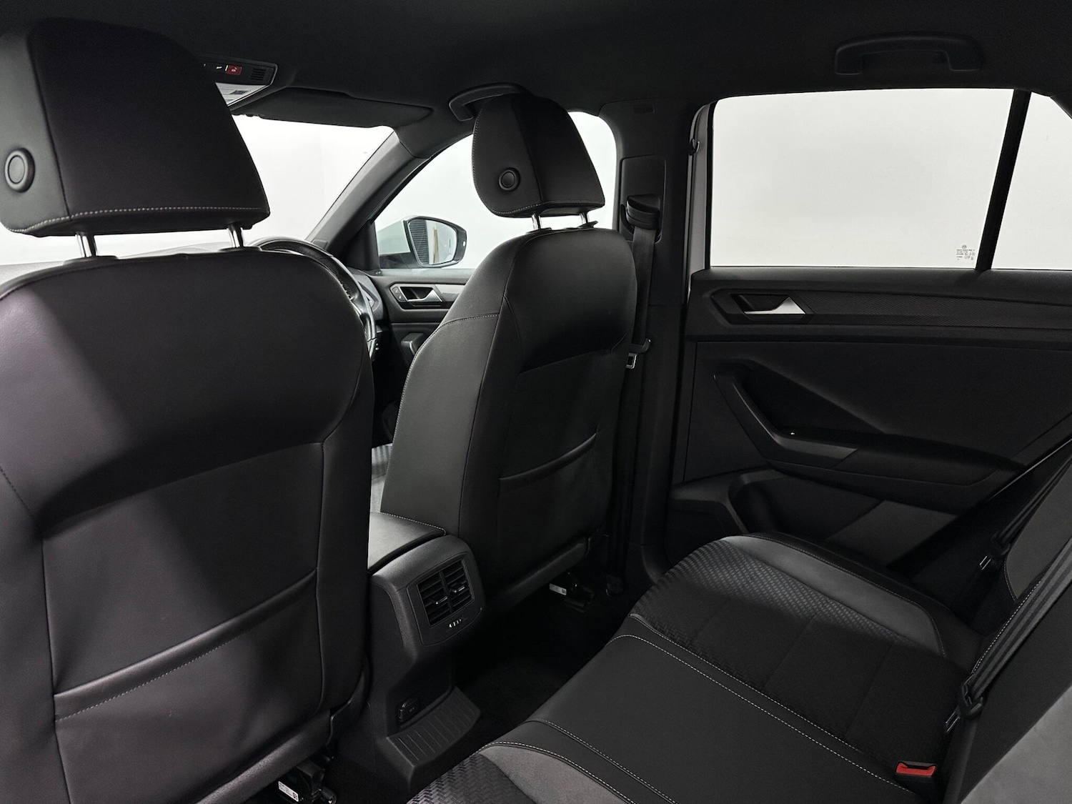 Used Volkswagen T-Roc 2020 for sale - 77646869: Photo 39