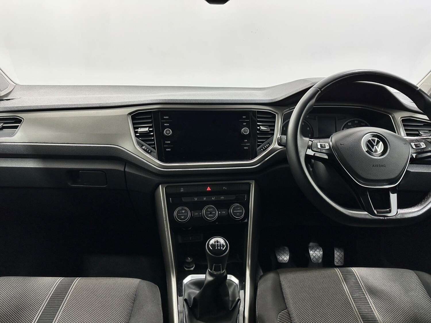 Used Volkswagen T-Roc 2021 for sale - 77838477: Photo 20