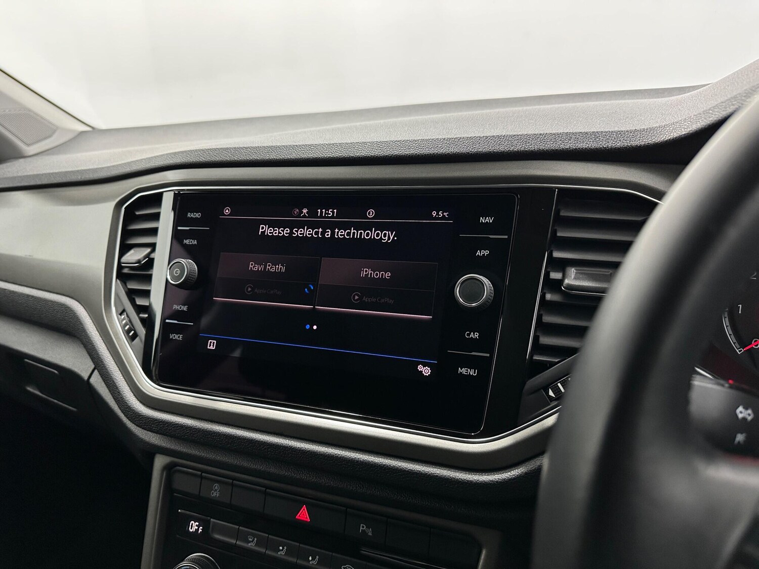 Used Volkswagen T-Roc 2021 for sale - 77838477: Photo 25