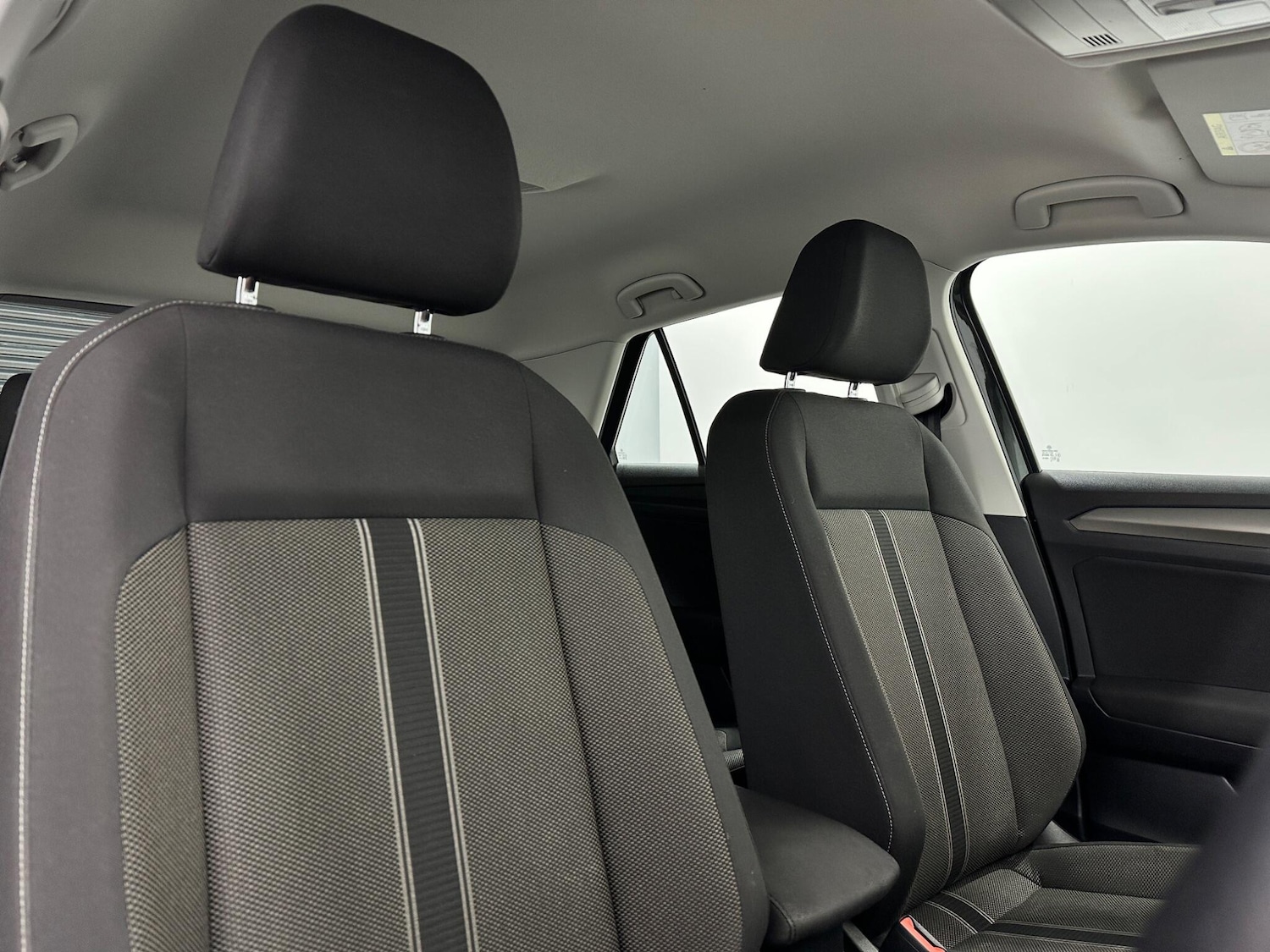 Used Volkswagen T-Roc 2021 for sale - 77838477: Photo 33