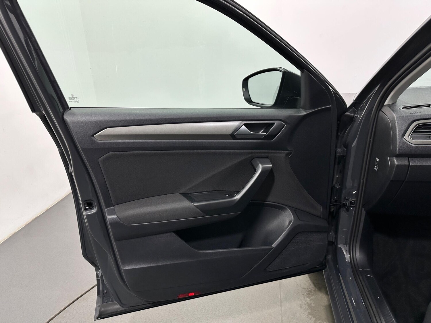 Used Volkswagen T-Roc 2021 for sale - 77838477: Photo 37