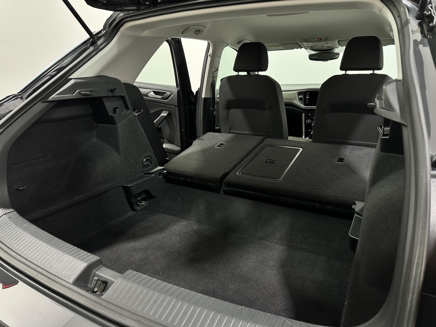 Used Volkswagen T-Roc 2021 for sale - 77838477: Photo 46