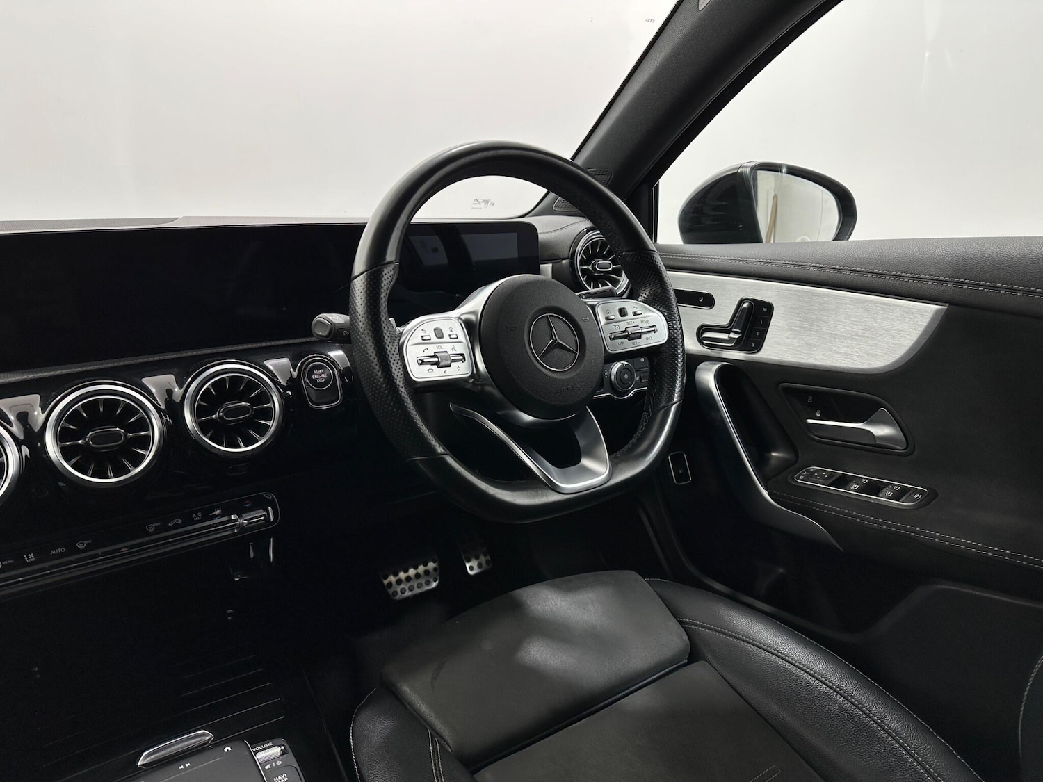 Used Mercedes-Benz A-Class 2021 for sale - 77202932: Photo 11