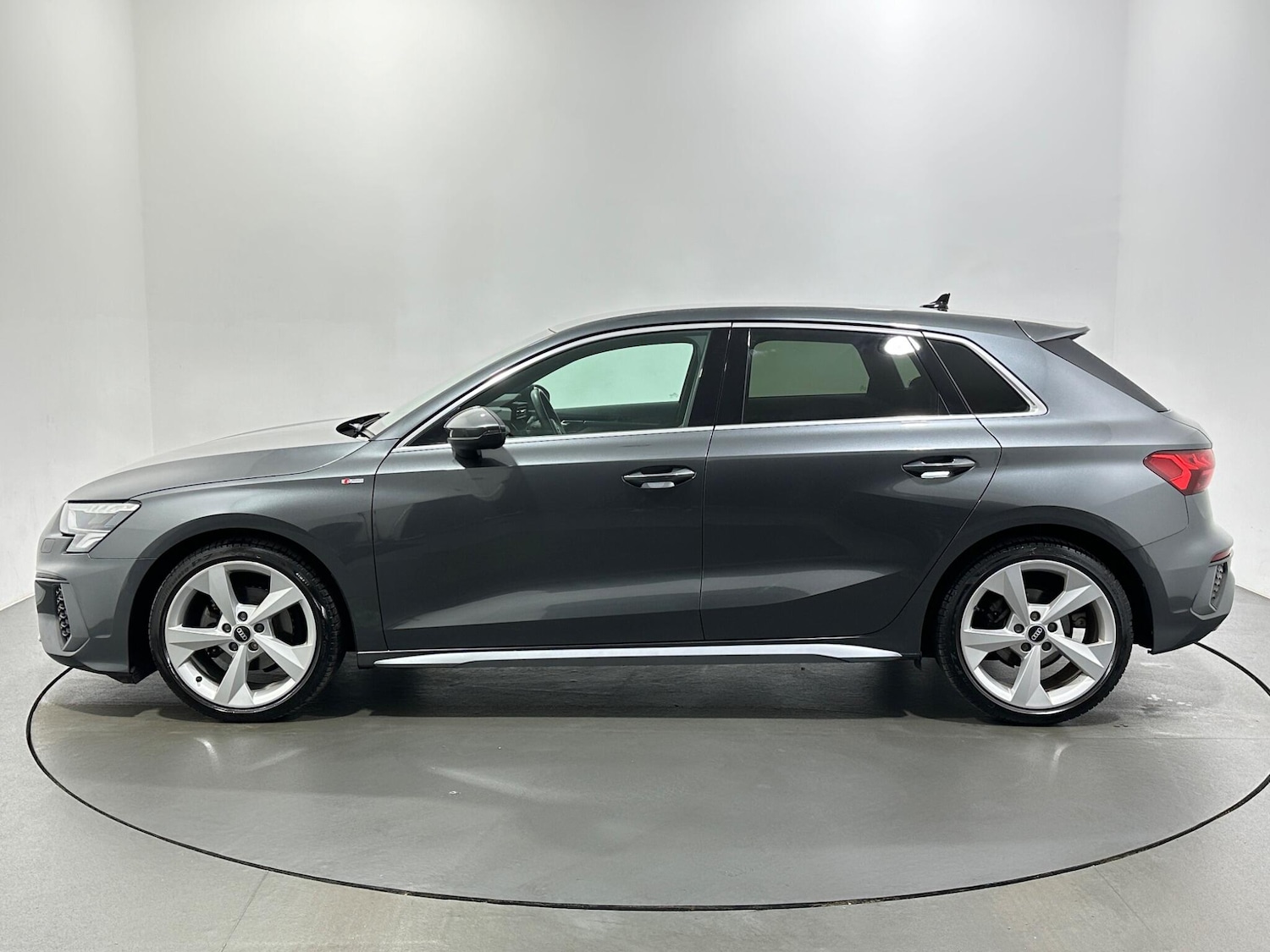 Used Audi A3 2021 for sale - 76898390: Photo 5