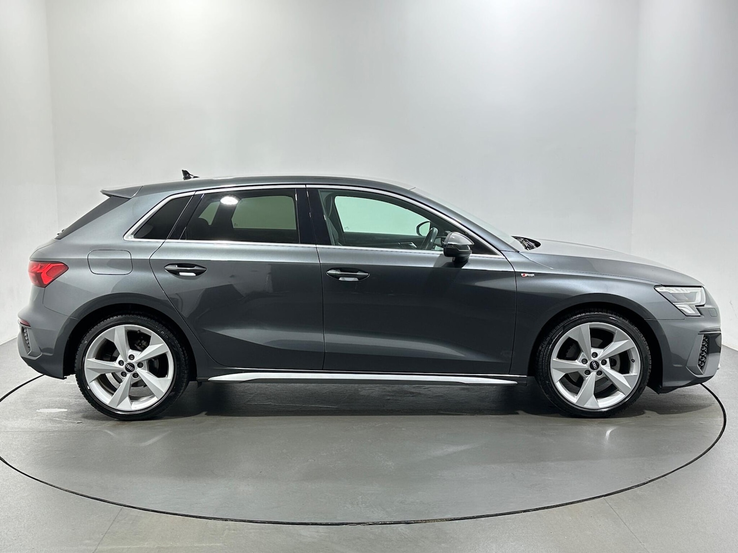 Used Audi A3 2021 for sale - 76898390: Photo 9