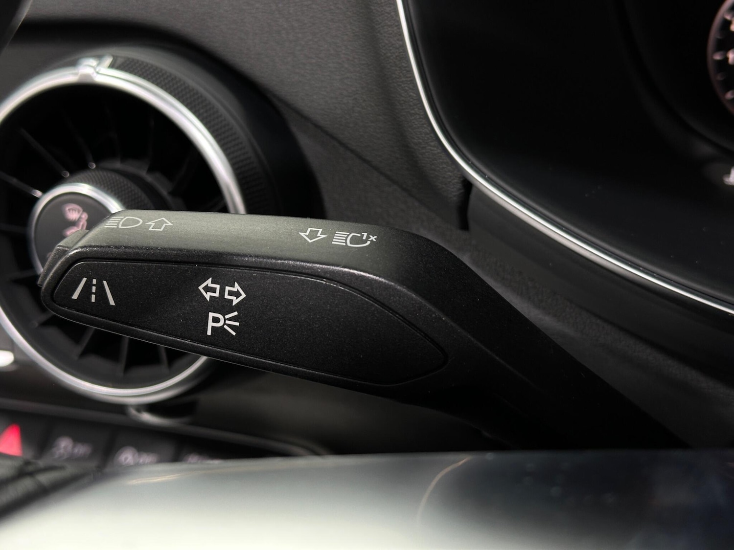 Used Audi TT 2015 for sale - 76878827: Photo 12