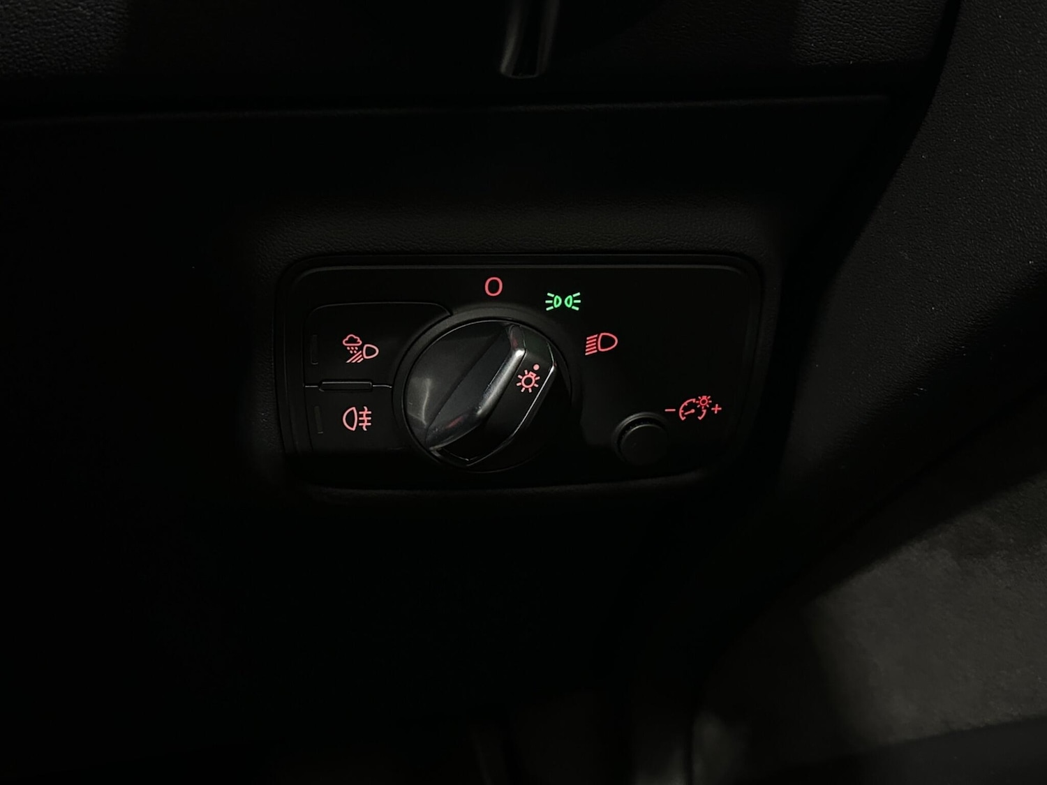 Used Audi TT 2015 for sale - 76878827: Photo 17