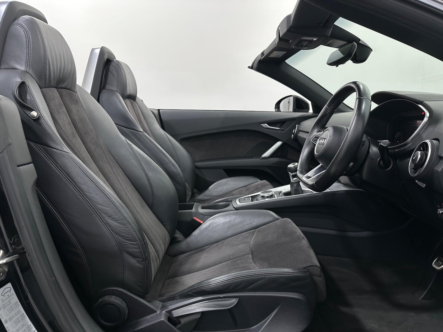 Used Audi TT 2015 for sale - 76878827: Photo 28