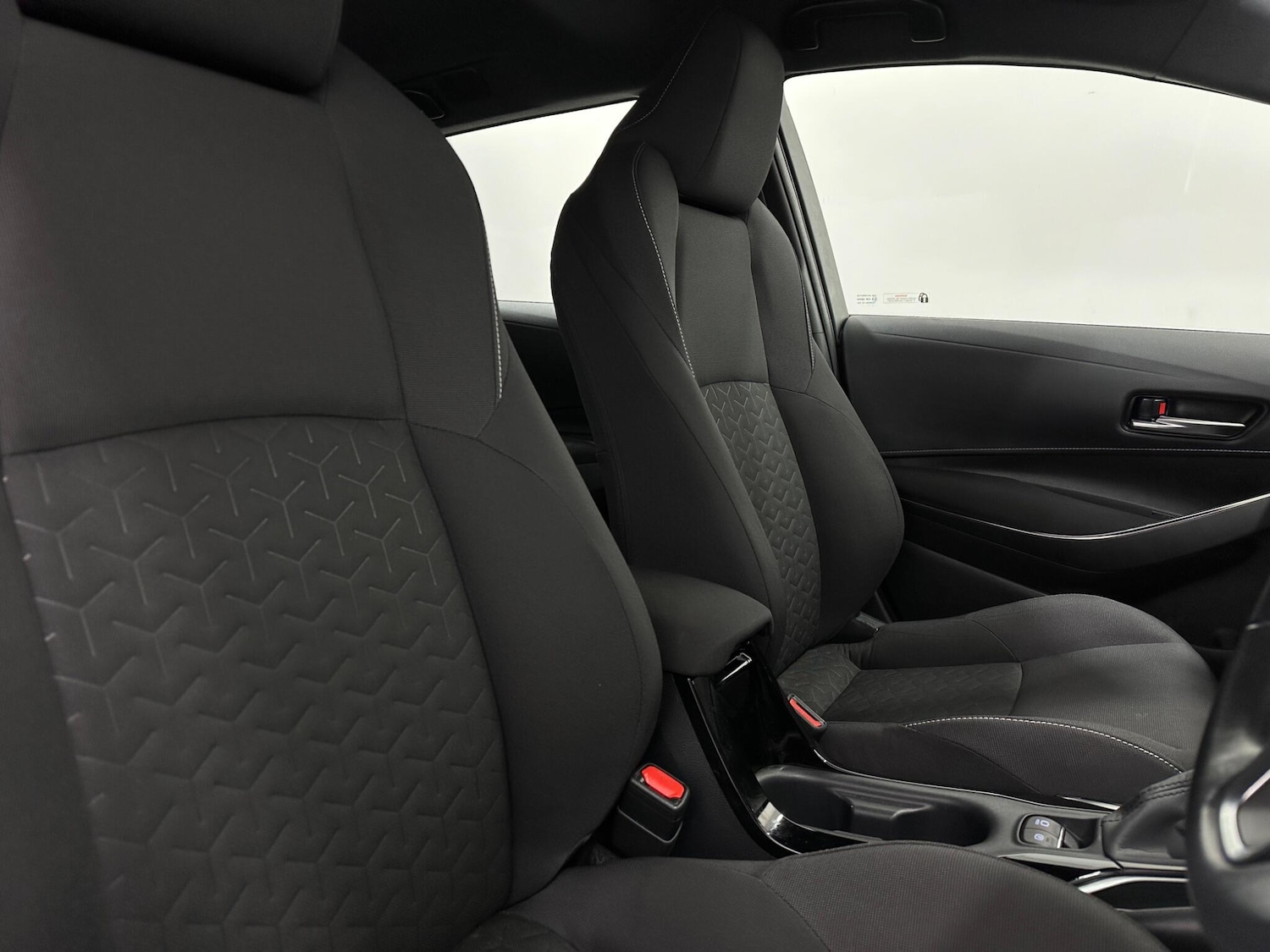 Used Toyota Corolla 2021 for sale - 76878975: Photo 30