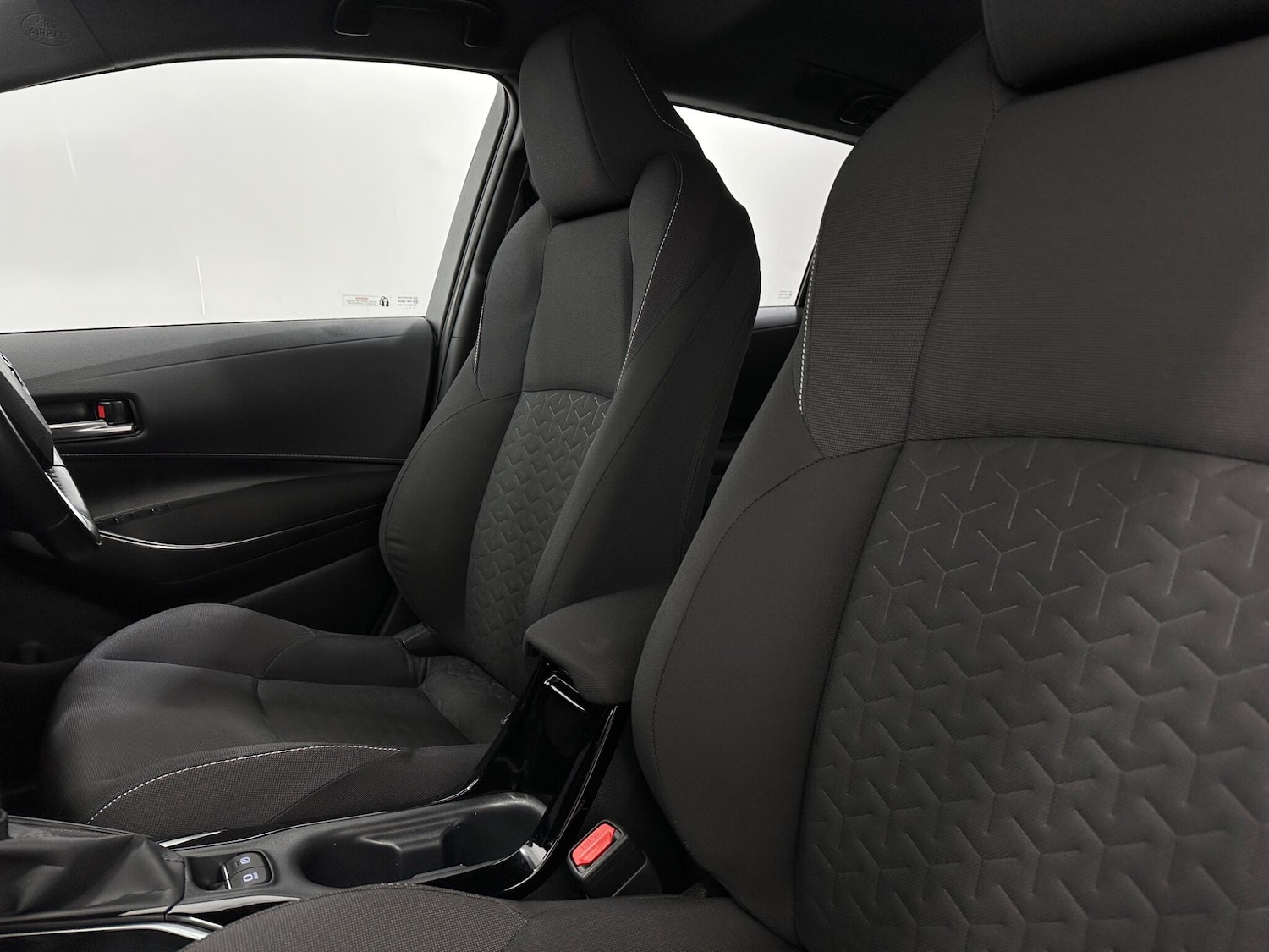 Used Toyota Corolla 2021 for sale - 76878975: Photo 34