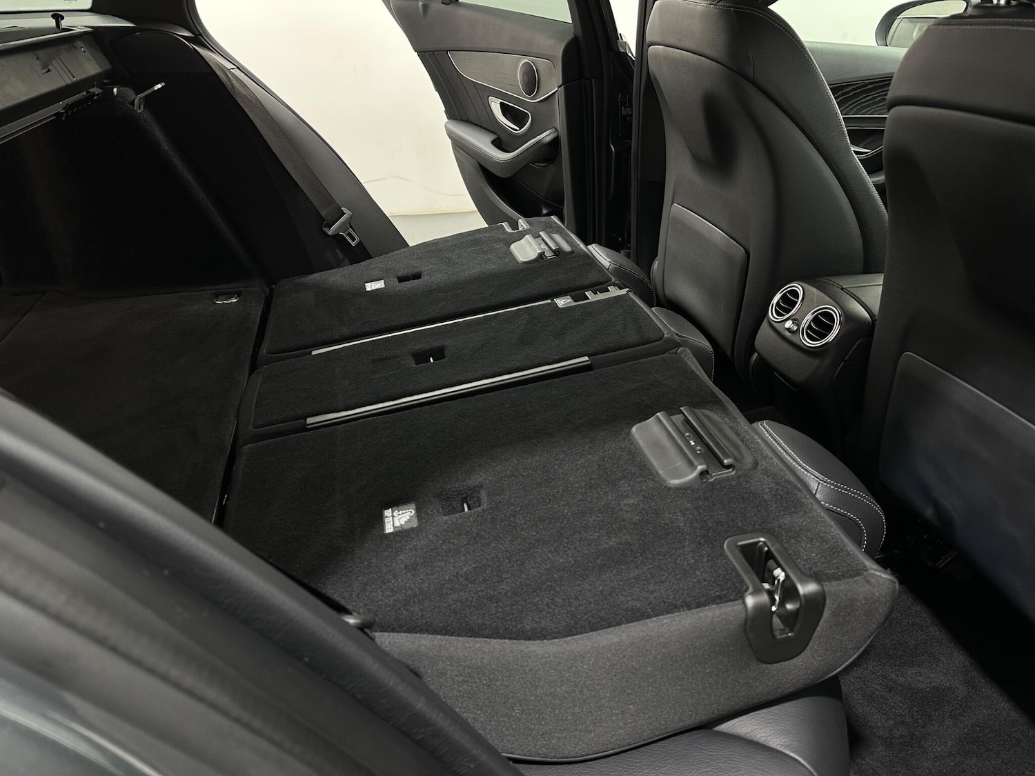 Used Mercedes-Benz C Class for sale - 77345368: Photo 47